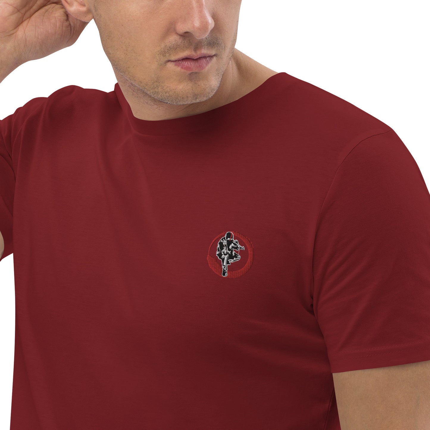 T-shirt unisexe en coton bio Ribellu Contour Rouge - Ochju Ochju Burgundy / S Ochju T-shirt unisexe en coton bio Ribellu Contour Rouge